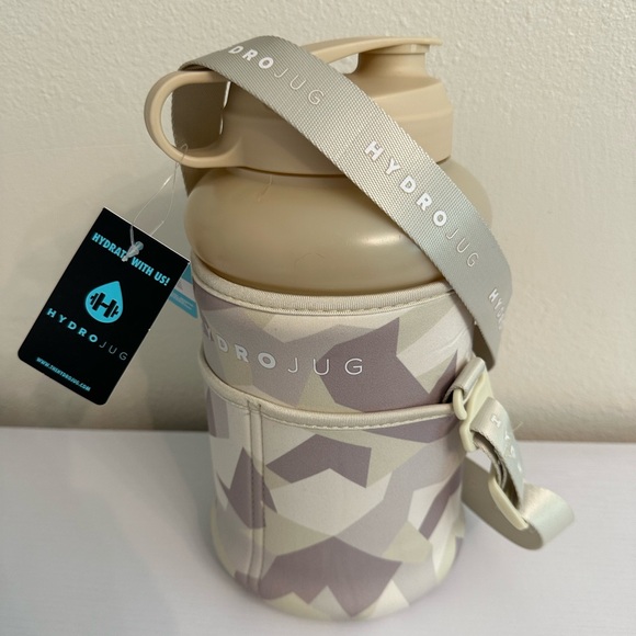 NWT Hydrojug Pro and Sleeve - Picture 2 of 4